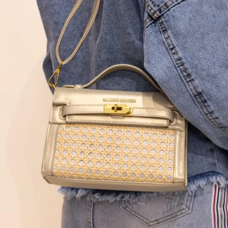 Geanta de mana EC6070 Auriu » Reina.Ro