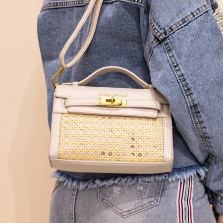 Geanta de mana EC6070 Bej » Reina.Ro