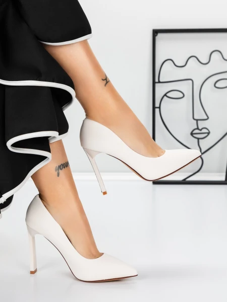 Pantofi cu Toc gros 3DC36 Bej » Reina.Ro